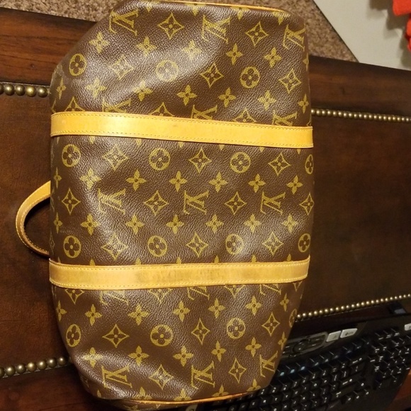 SOLD. LV Keepall Sac Souple 35 Travel Bag - Picture 7 of 8